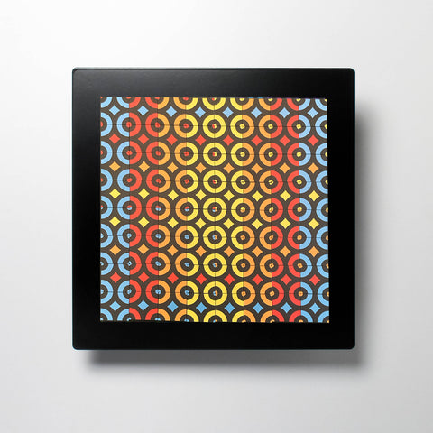 Adriano Attus | Neometria on Black/White Board | 27 | Circles IV